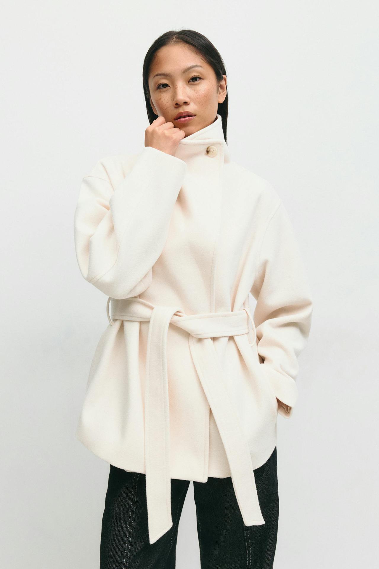 Manteau en laine Courte Col Haut