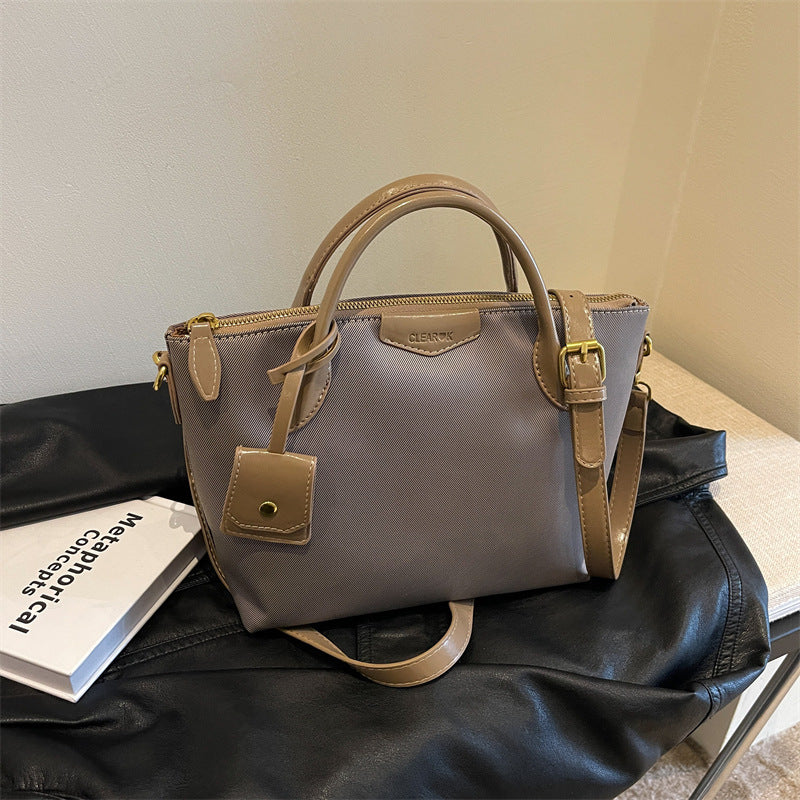 Sac à main élégant et fonctionnel