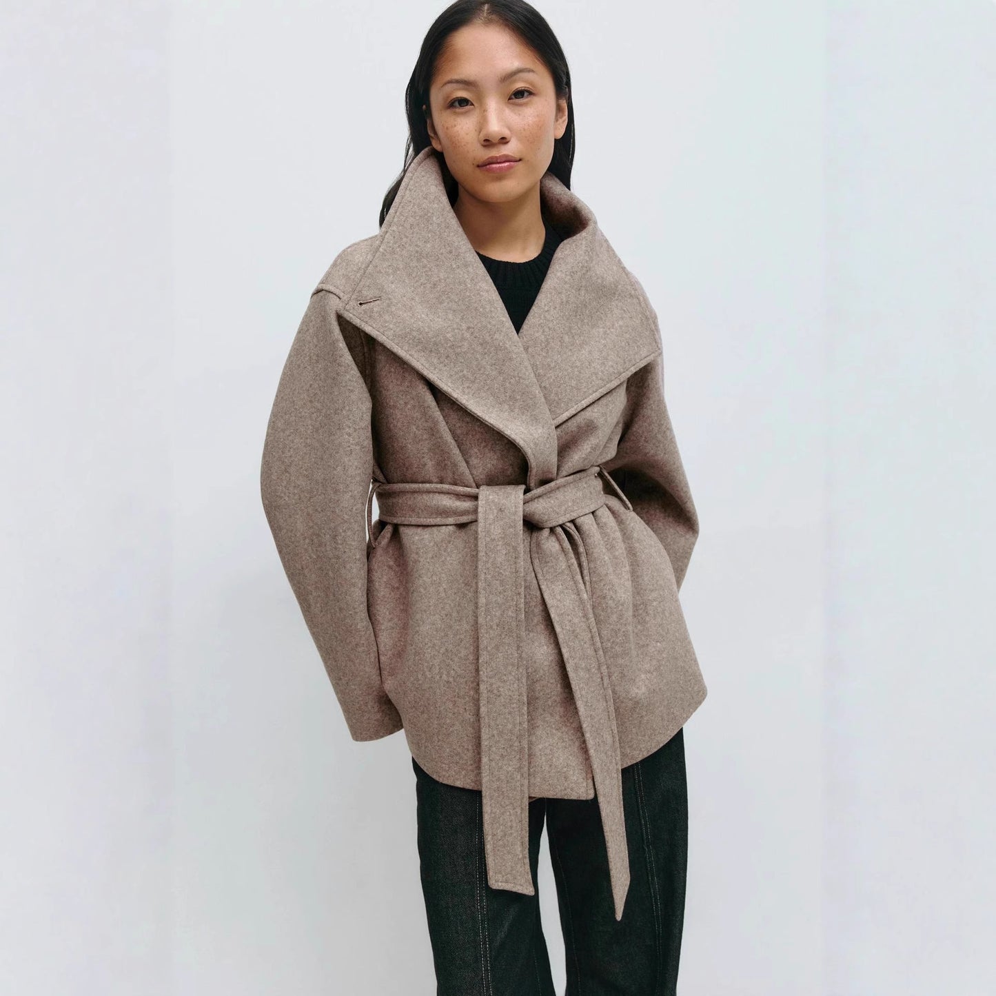 Manteau en laine Courte Col Haut