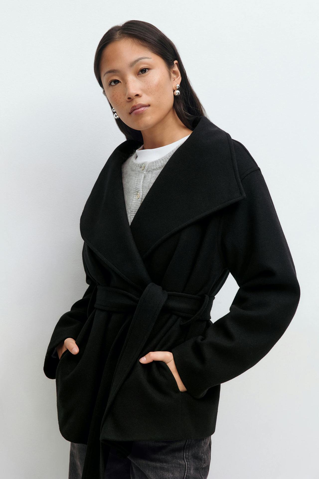 Manteau en laine Courte Col Haut