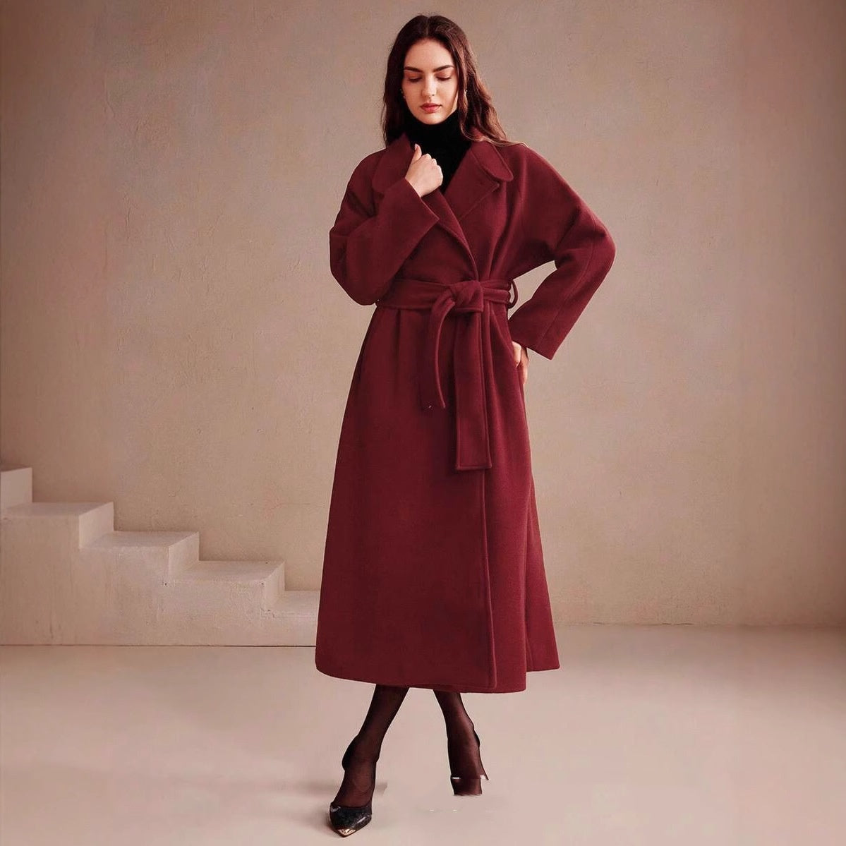 Manteau long en laine à double boutonnage avec col de costume