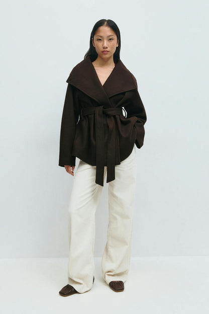Manteau en laine Courte Col Haut