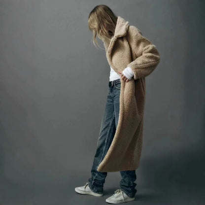 Manteau Long Douillet à Texture Pelucheuse