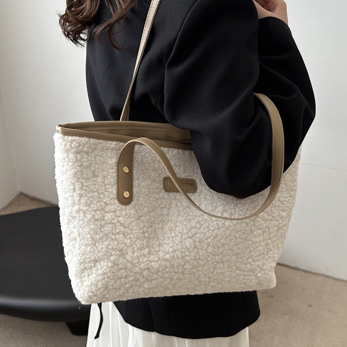Sac Cabas Texturé au Style Chic et Confortable