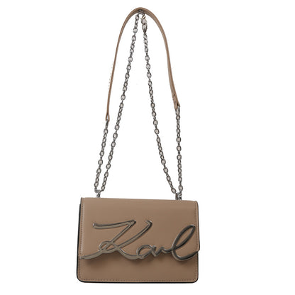 Sac à bandoulière élégant avec chaîne et logo signature